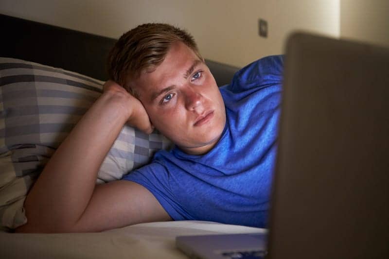 37 Fewer Sleep Minutes for Those with Laptop in Bedroom