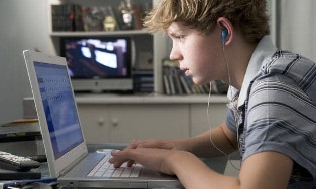 Daytime Use of Electronic Devices Also Affect Sleep in Adolescents