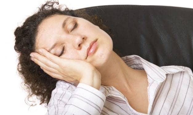 Expert Recommends We Take a 15 Minute Afternoon Nap to Function at Full Capacity