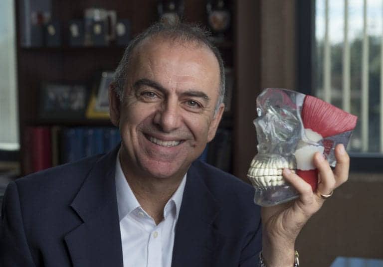 UCI Engineers Aim to Pioneer Tissue-engineering Approach to TMJ Disorders