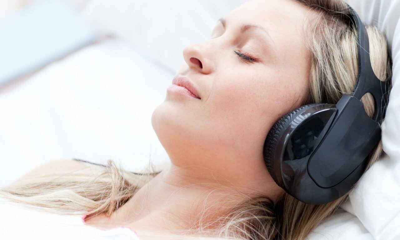 Positive Sound Exposure Reduces Nightmares in Sleep Study