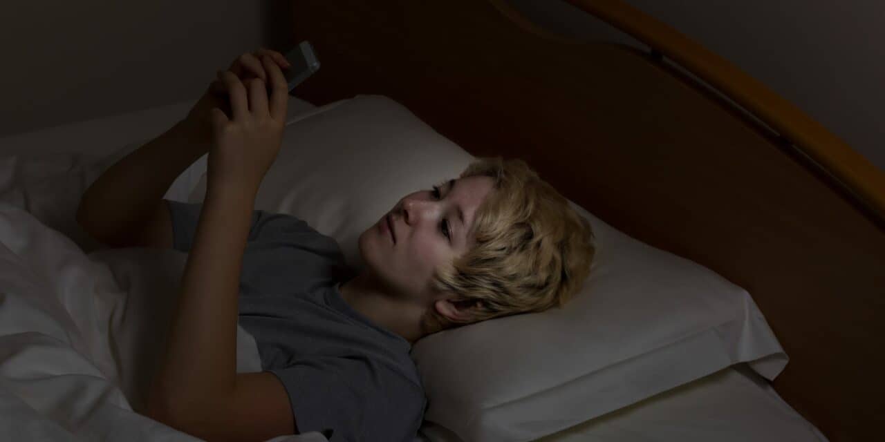 Strategies for Better Sleep in Teens Amid Concerns Over Social Media Use