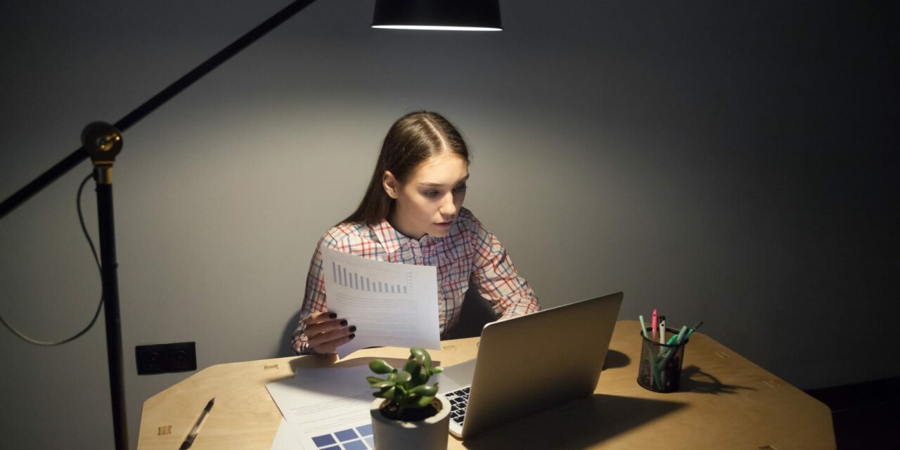 Shift Work and Long Hours Impair Sleep, Study Finds