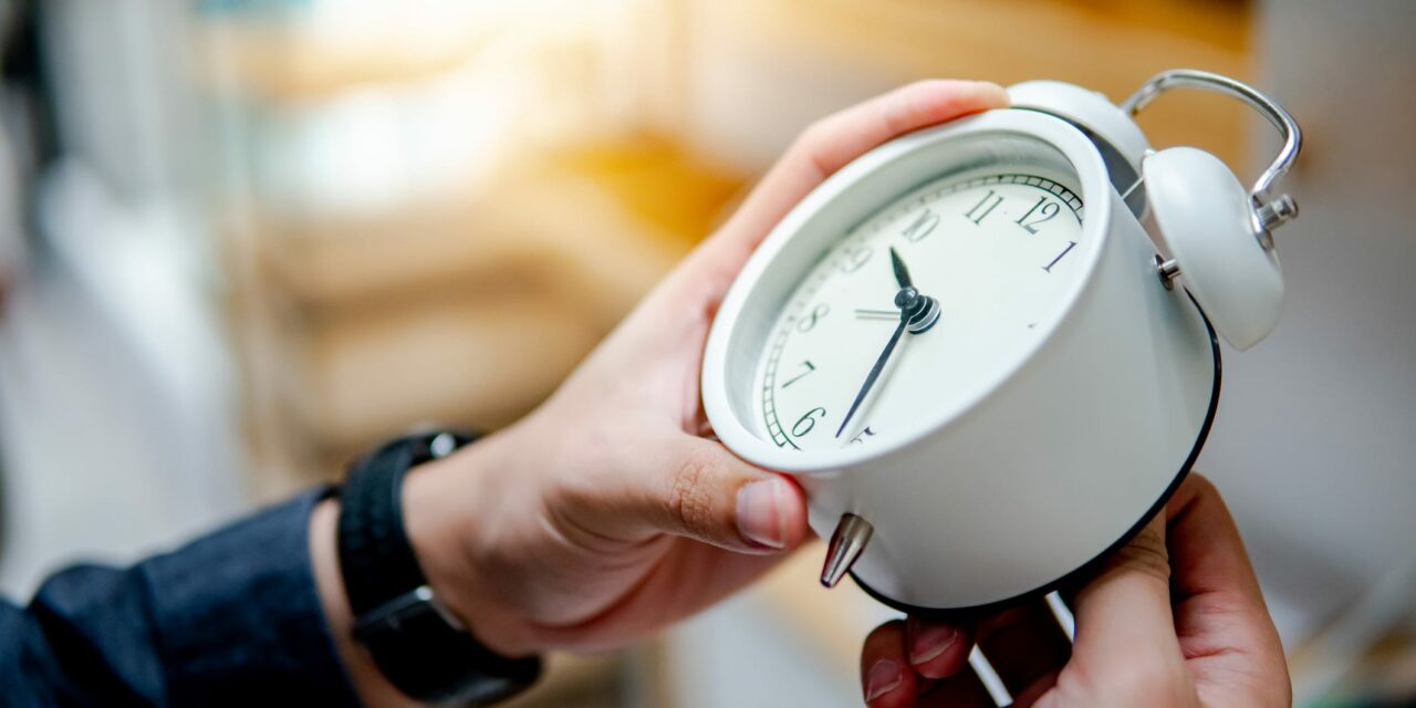 Spring’s Sleep Shift: Strategies to Adapt to Daylight Saving Time