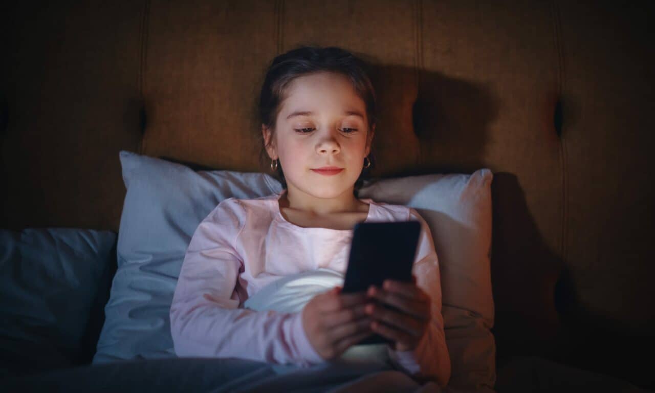 Toronto Students Admit Social Media Impacts Sleep and Brain Health