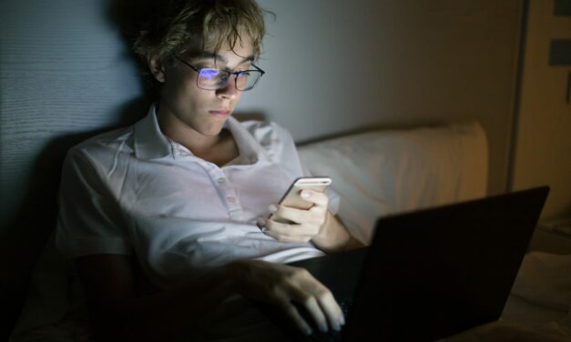 Teens’ Internet Overuse and Lack of Sleep Are Causing School Absences