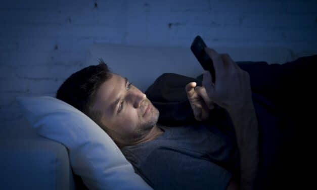 Blue Light From Devices May Not Be the Sleep Stealer We Thought