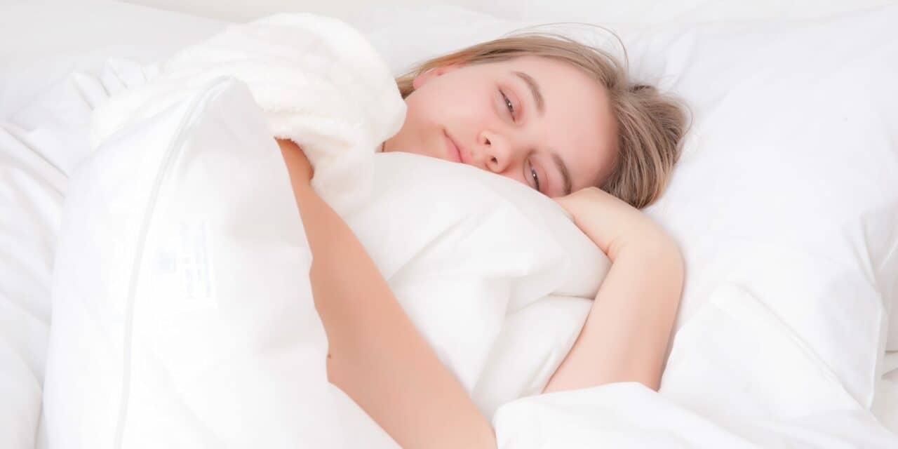 ‘Bed Rotting’ Trend Raises Concerns About Teen Mental Health
