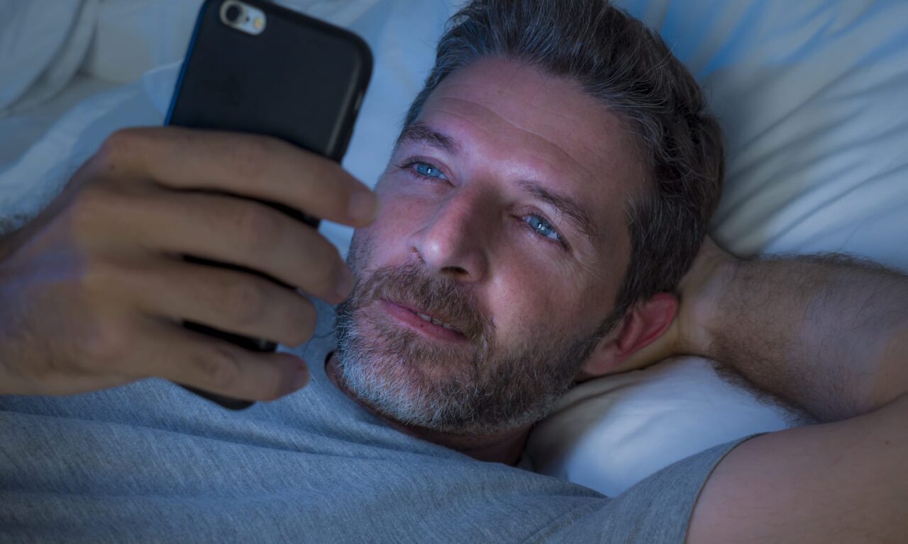 Eyesafe’s Blue Light Filtering Screen Protectors Improve Sleep in Validation Study