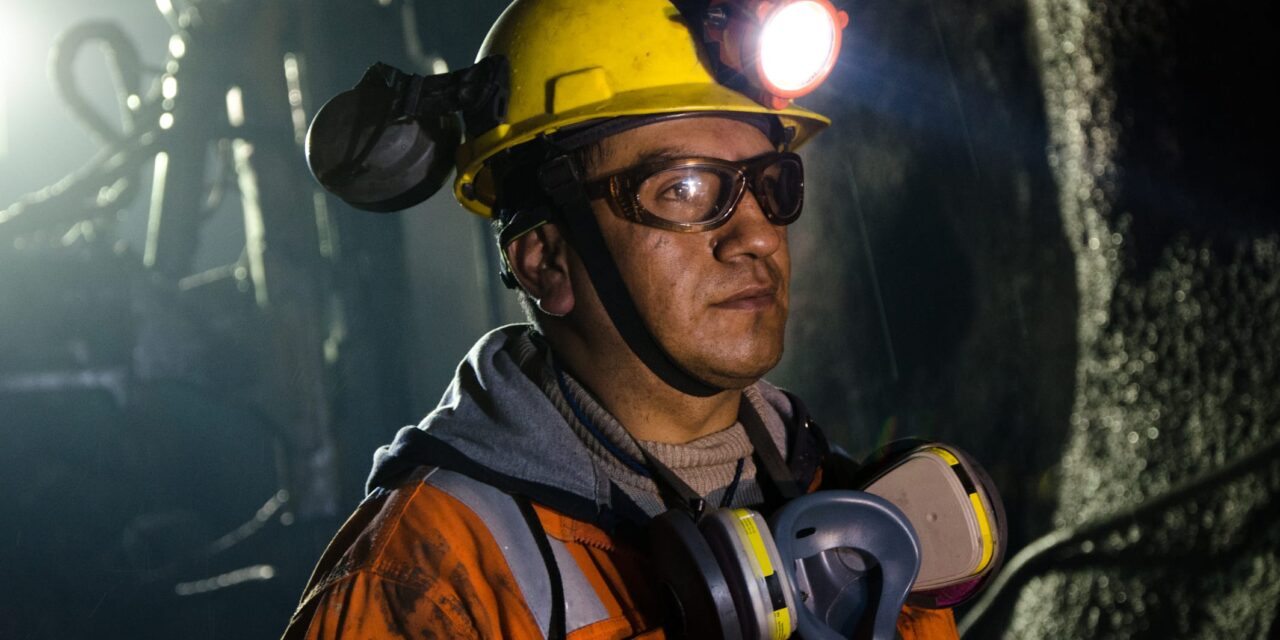 How Fly-In, Fly-Out Mining Workers Can Improve Sleep
