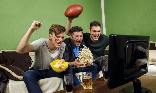Super Bowl Excitement Causes Many to Fumble Sleep, Survey Finds