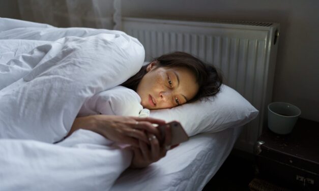 Bedtime Procrastination Linked to Depressive Tendencies, Personality Traits